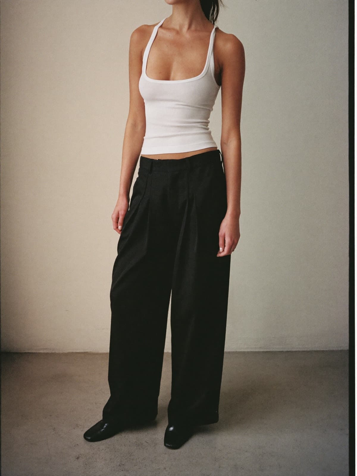 Wide-leg trousers